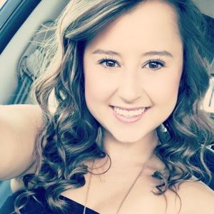 Meet your Posher, Brianna